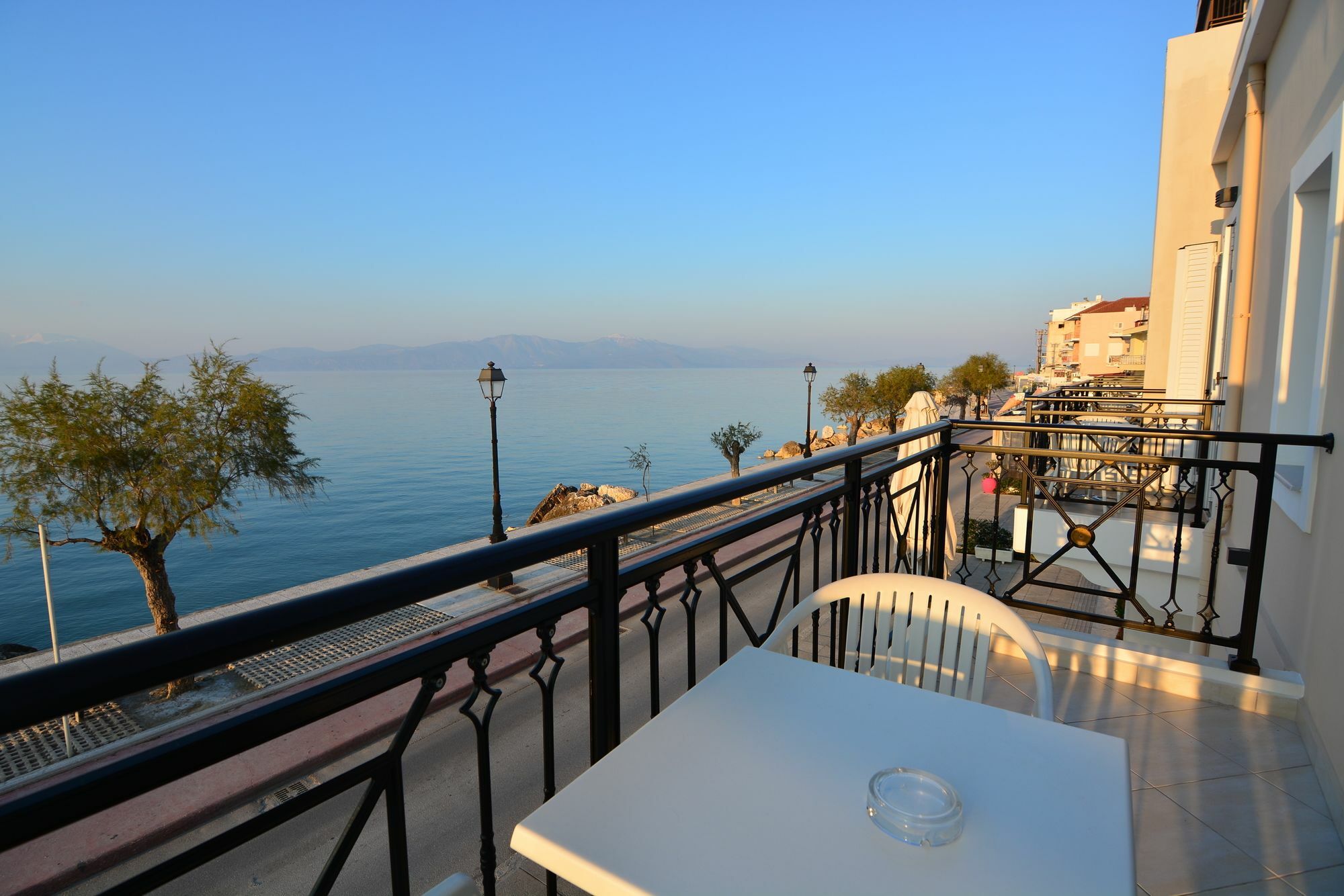 Hotel Kyani Akti Xylokastro Exterior photo